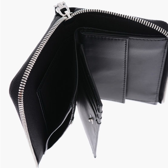 DIESEL ZIP CLOSURE LEATHER L-12 WALLET - Picture 5 of 5